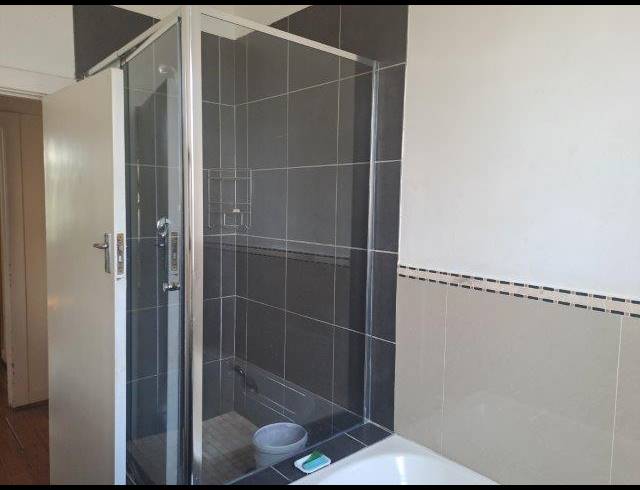 3 BEDROOM HOUSE FOR SALE IN KENSINGTON